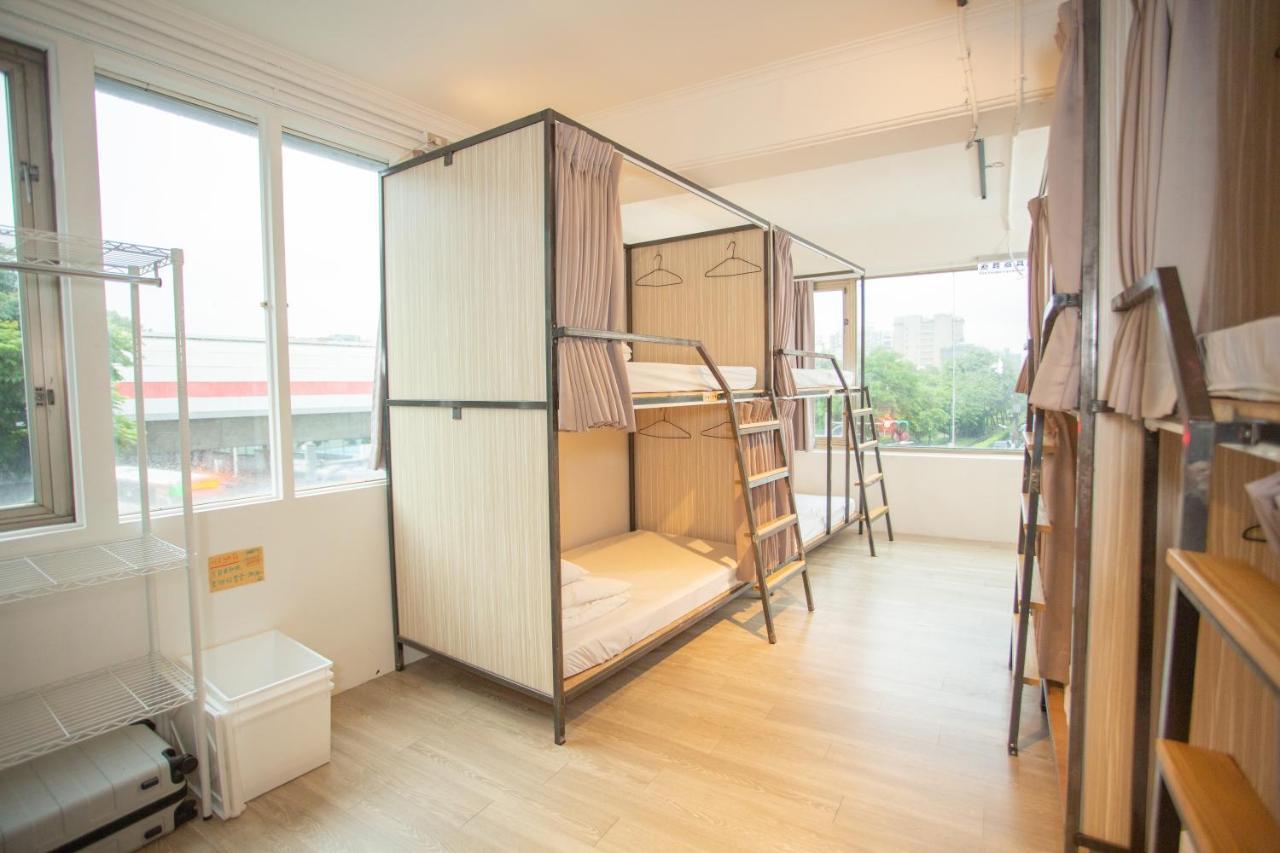Corner Hostel & Cafe Taipei Eksteriør bilde